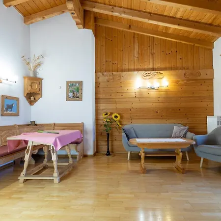 Waldhauser Hof *
