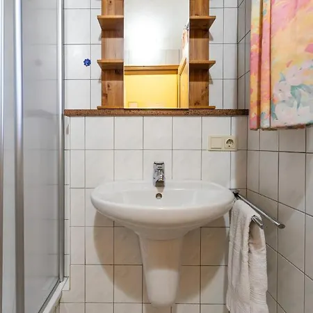 Waldhauser Hof *