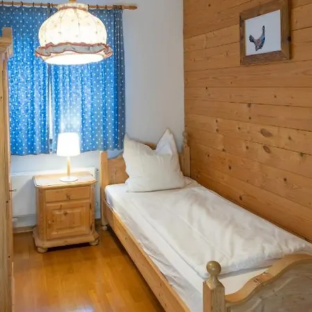 Waldhauser Hof *