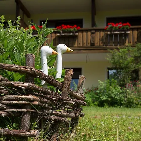 Waldhauser Hof Apartamento *