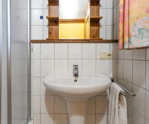 Waldhauser Hof *