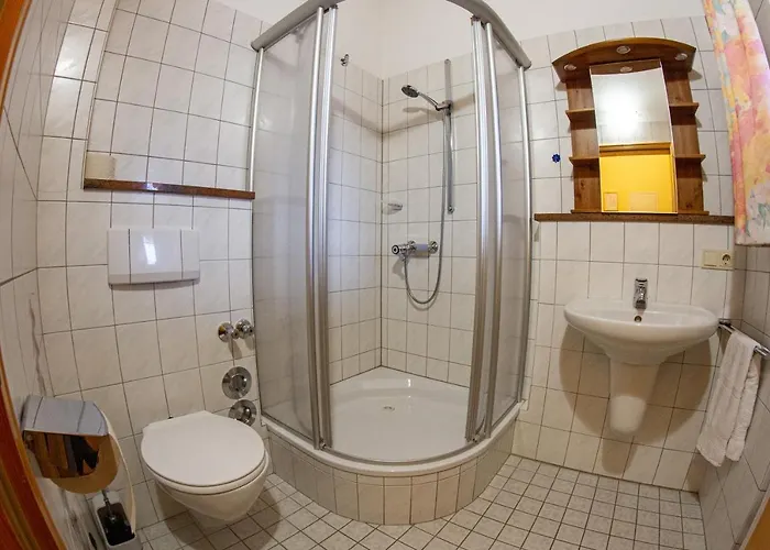 Waldhauser Hof *